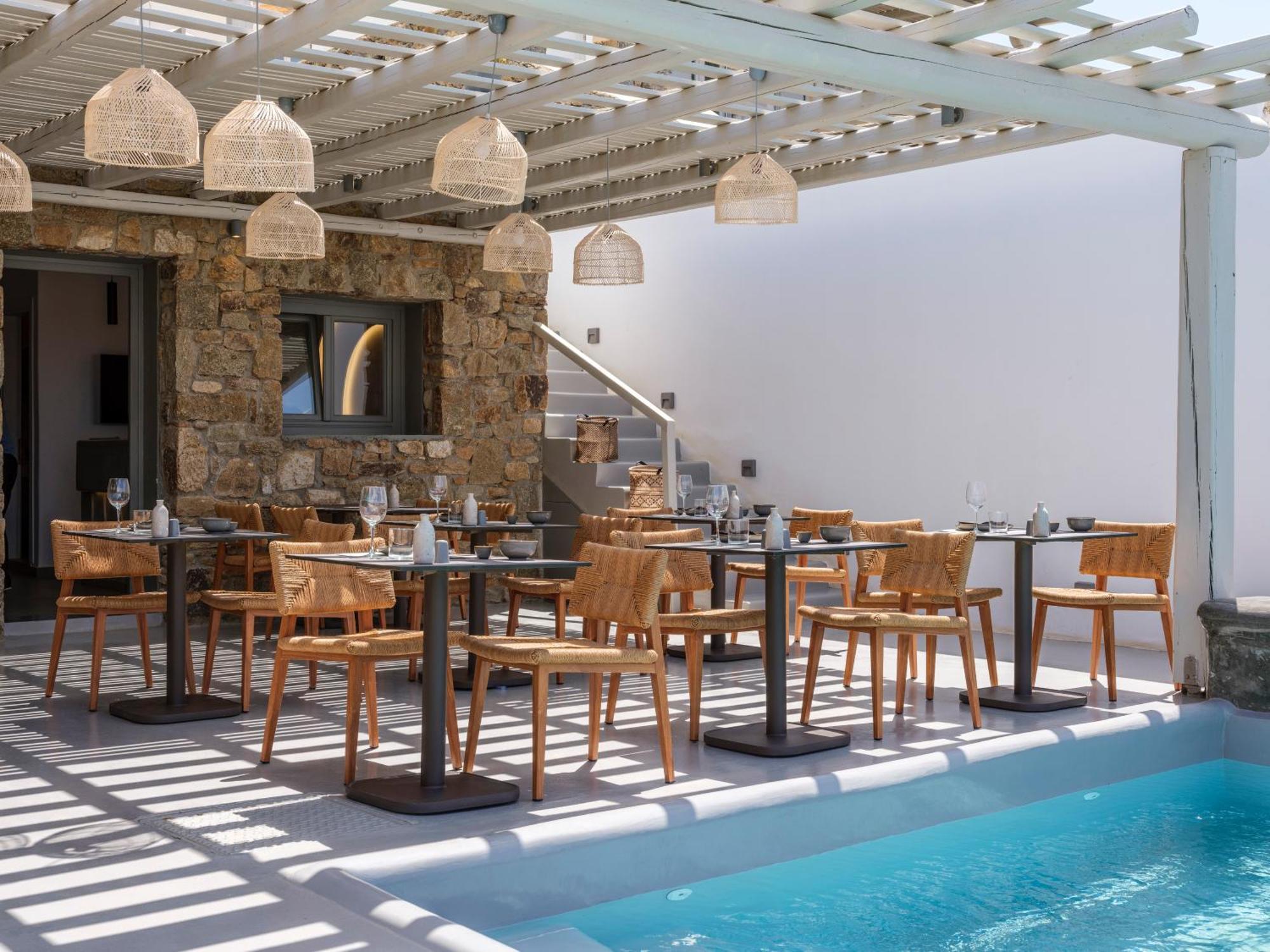 Sea Rock & Sky Private Mykonos Aparthotel *